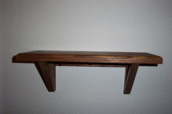 How to make a simple shelf hung with a french cleat.