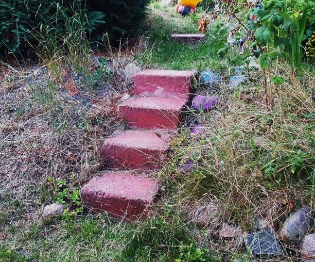 Concrete Garden Stair Steps