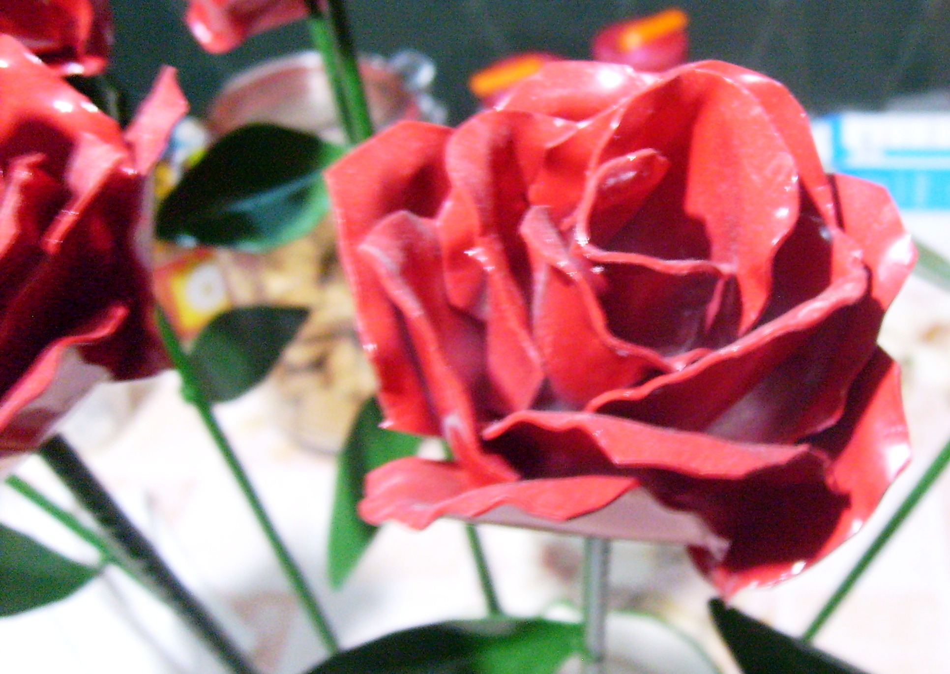 Make yourself an aluminum rose!