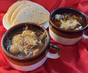 Savory French Onion Soup With Fresh French Bread
