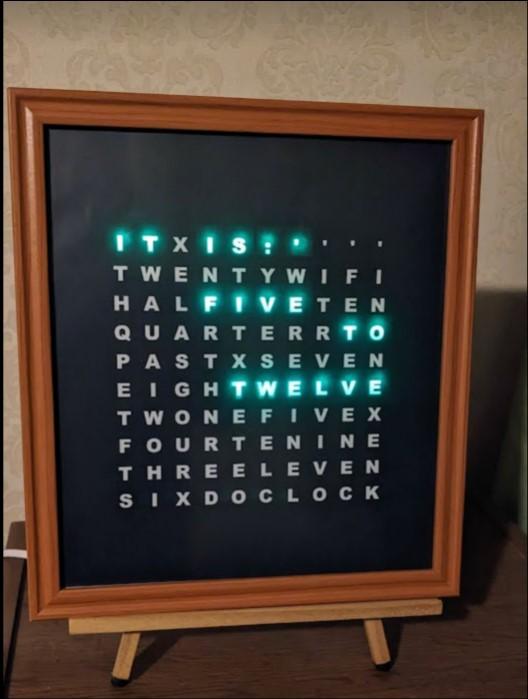 WordClock Made With a Single LED Strip
