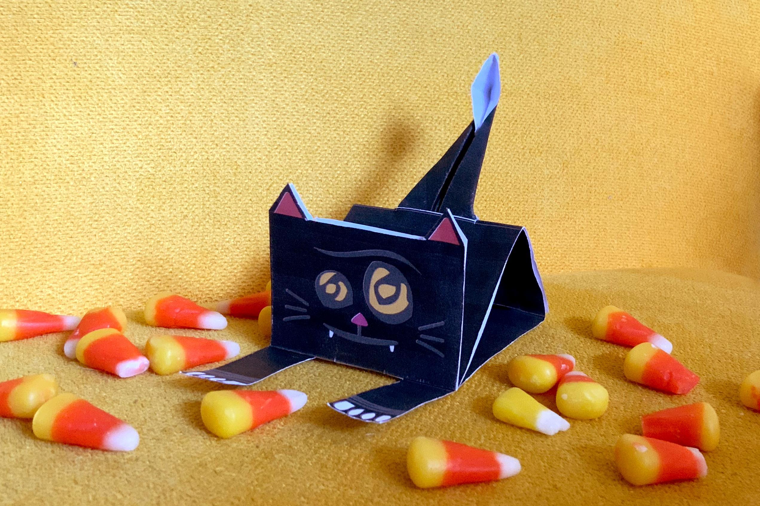 Free Halloween Black Cat-A-Pult Papercraft