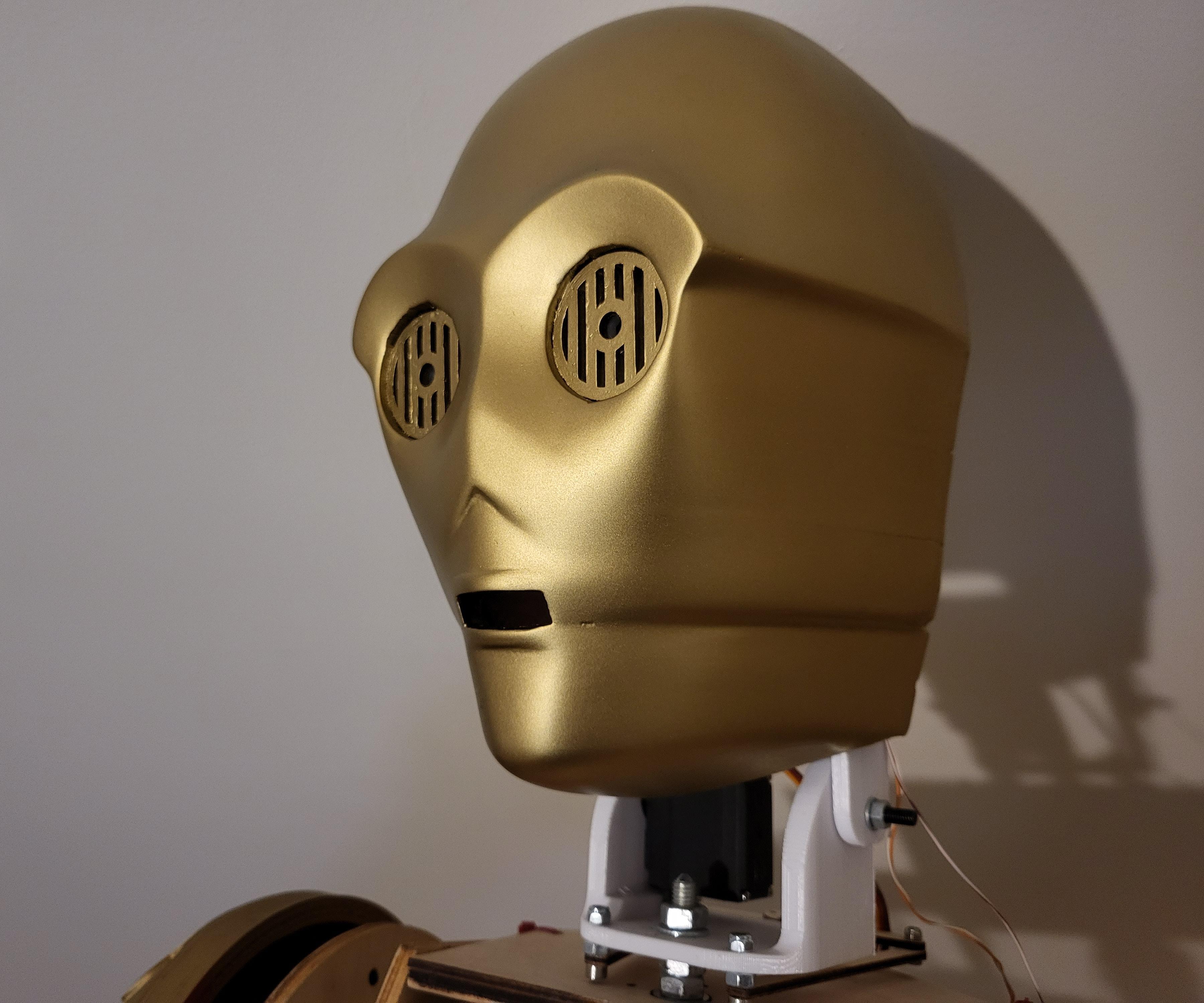 C3PO - Humanoid Movable Robot - Let's Doing One Part of Them.
