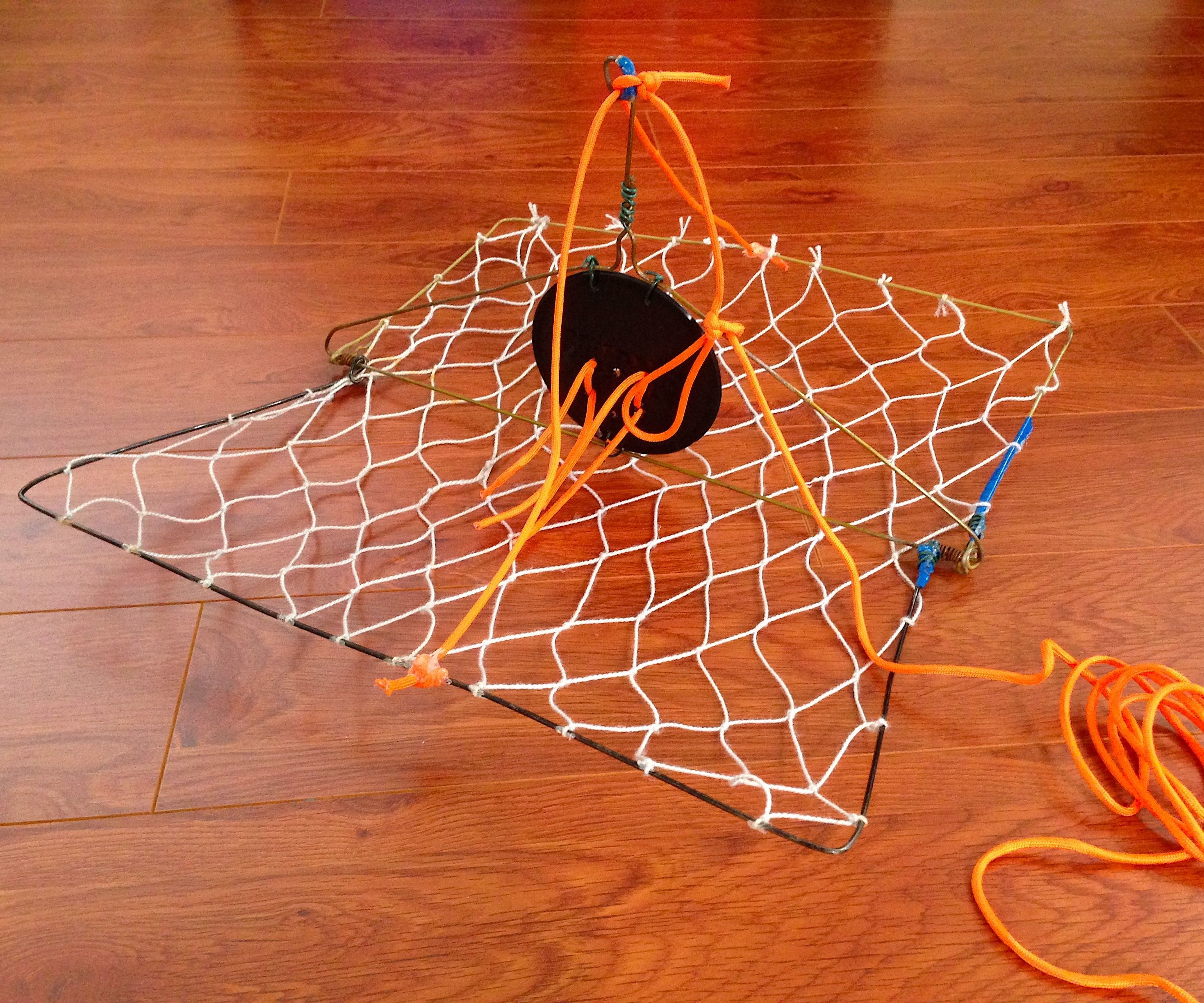 Wire Coat Hanger Casting Crab Trap