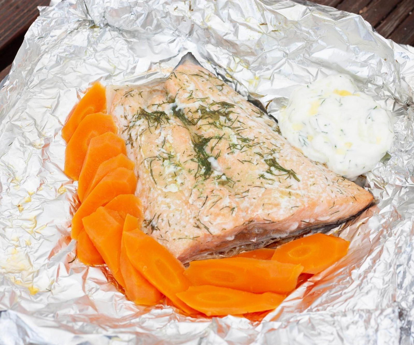 Dill-marinated Barbecue Salmon With Tzatziki