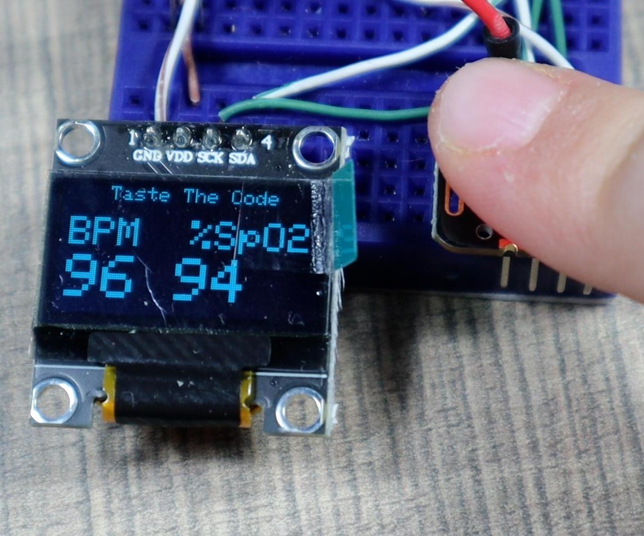 Pulse Oximeter With MAX30105, NodeMCU and an SSD1306 OLED Screen