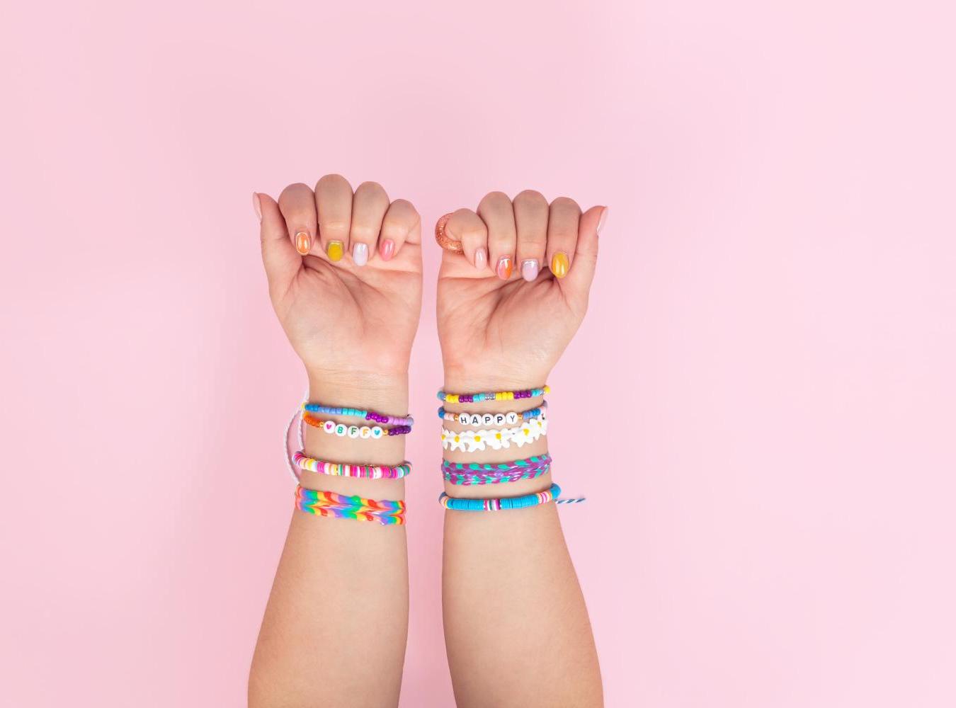 Make Your Own Friendship Bracelets With Puff Paint
