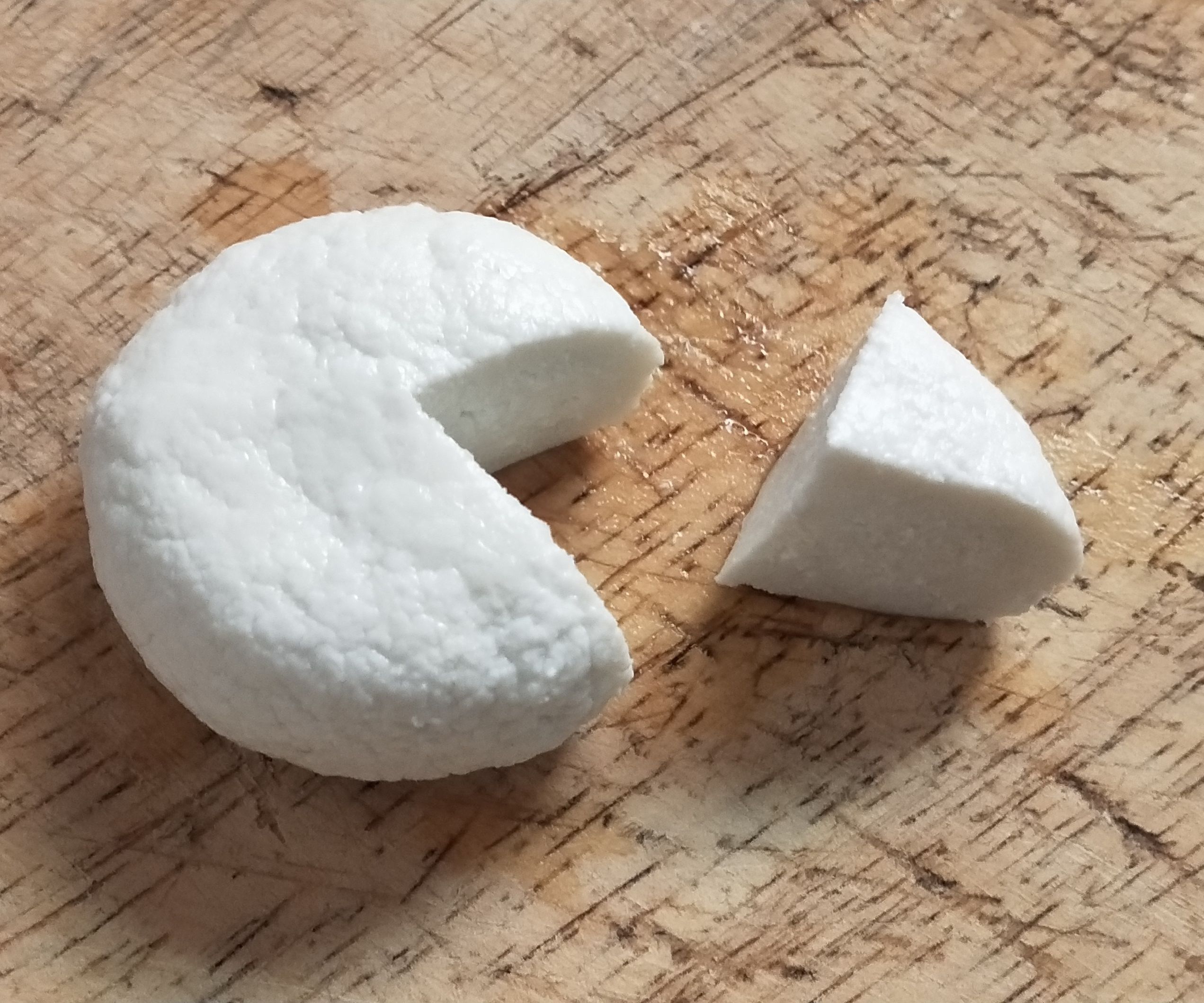 Simple Homemade Cottage Cheese(Paneer)