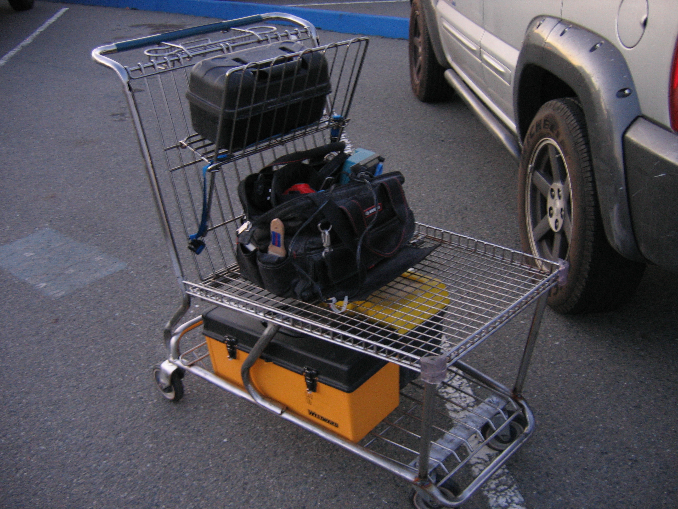 Chop a shopping cart into a tool cart. Simple!