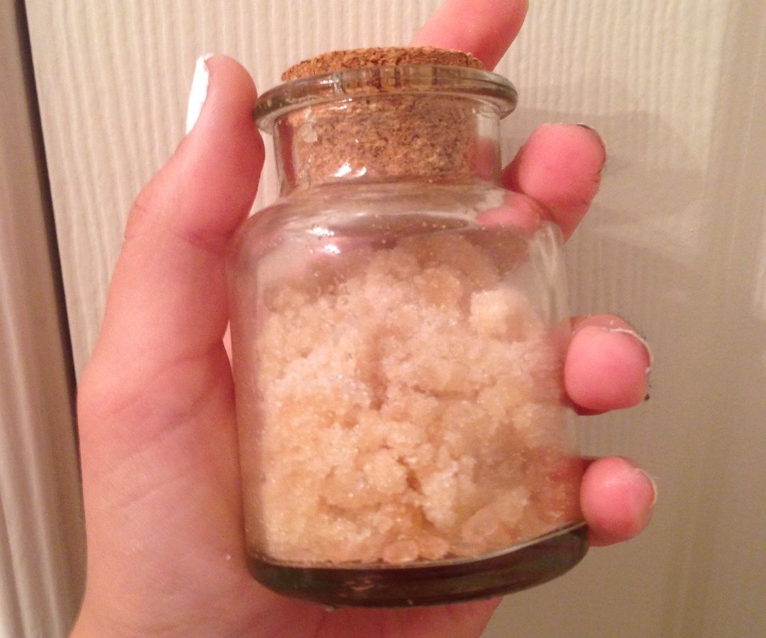 How to make DIY body scrub using things you already have.