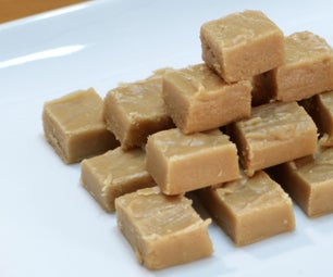 Easy Peanut Butter Fudge | 4 Ingredients!