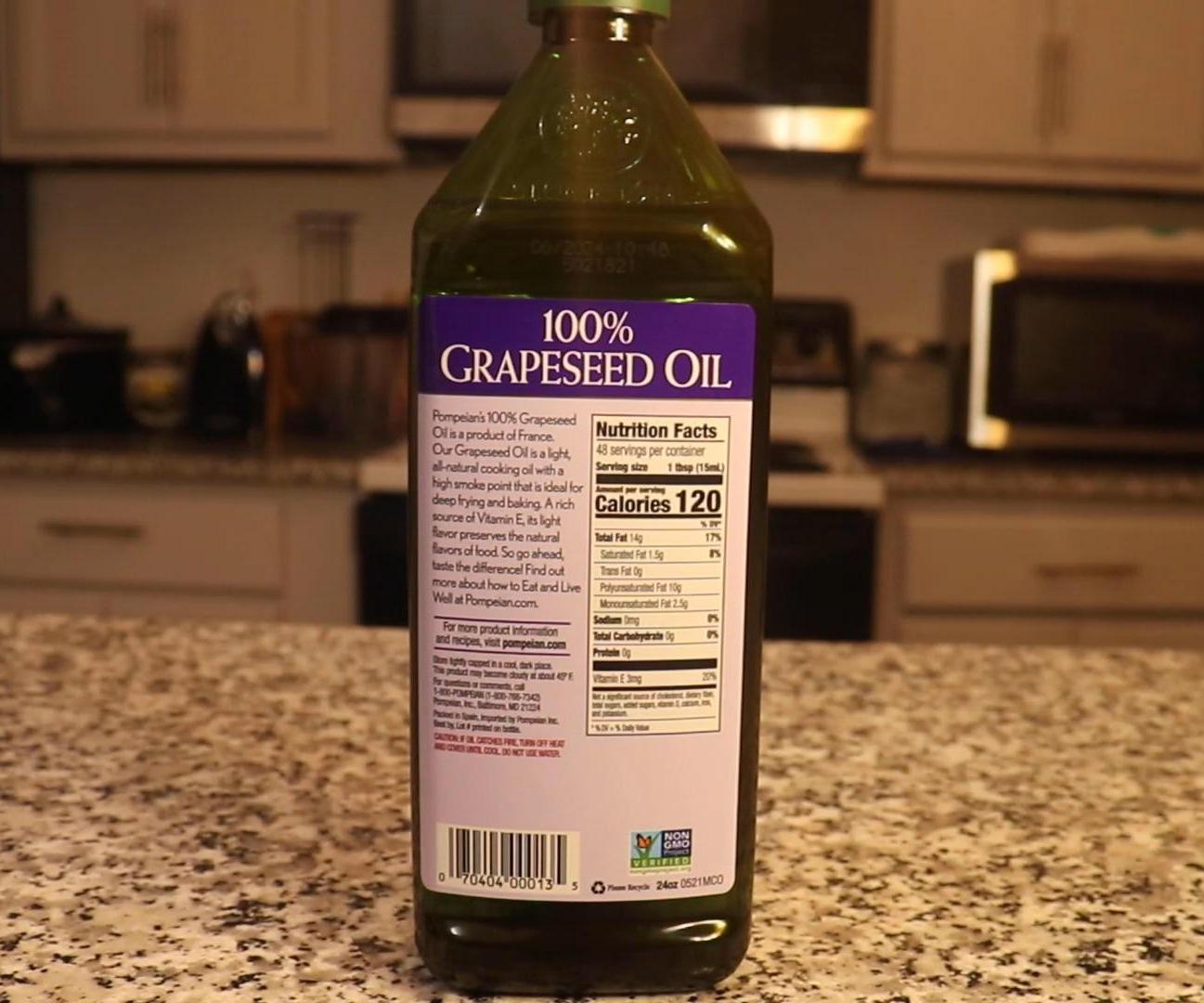 The Benefits of Soaking Your Hair With Grape Seed Oil Overnight