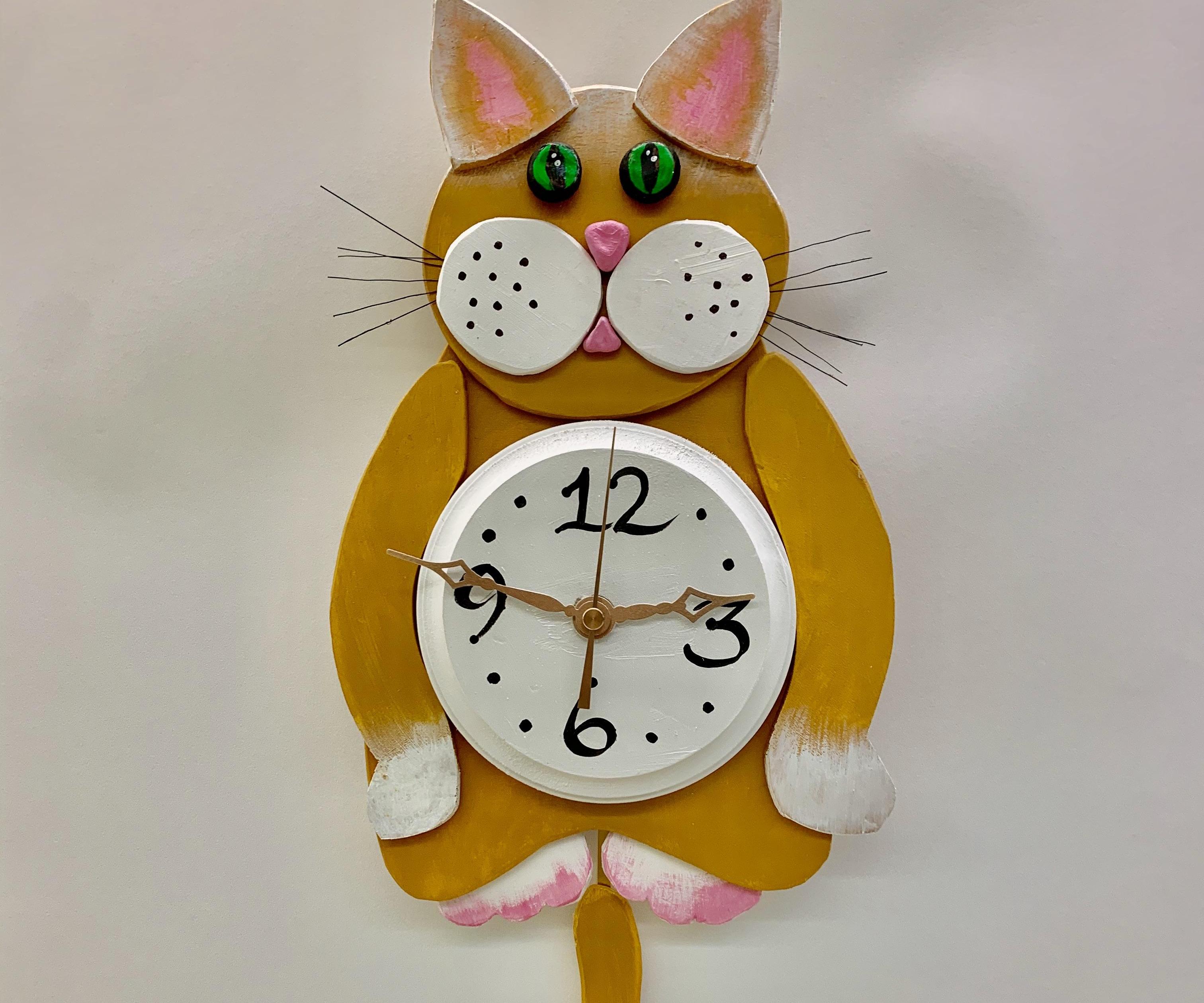 Cat Clock W/fish