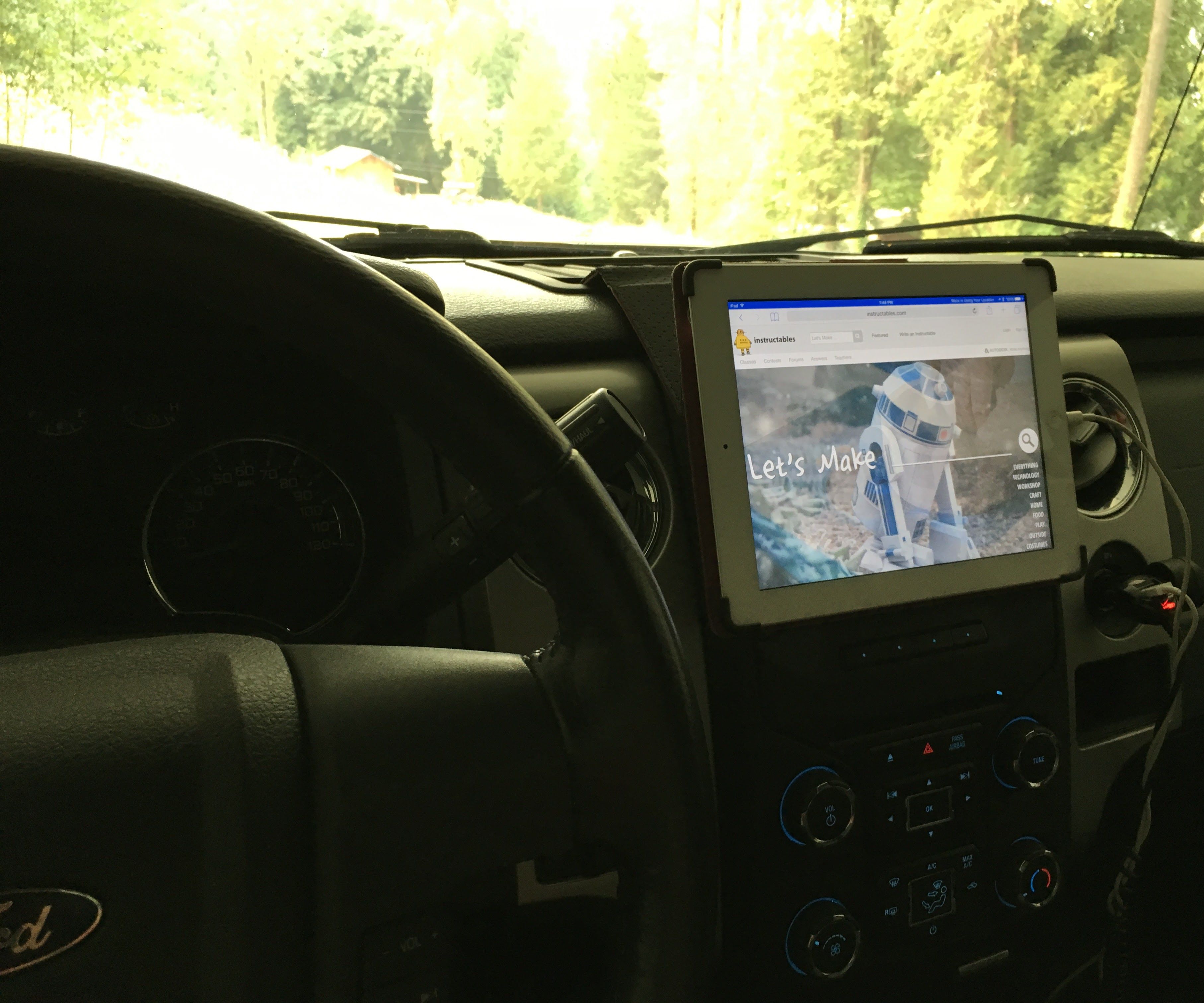 Repurpose Old IPad As a Hands-Free Car Assistant
