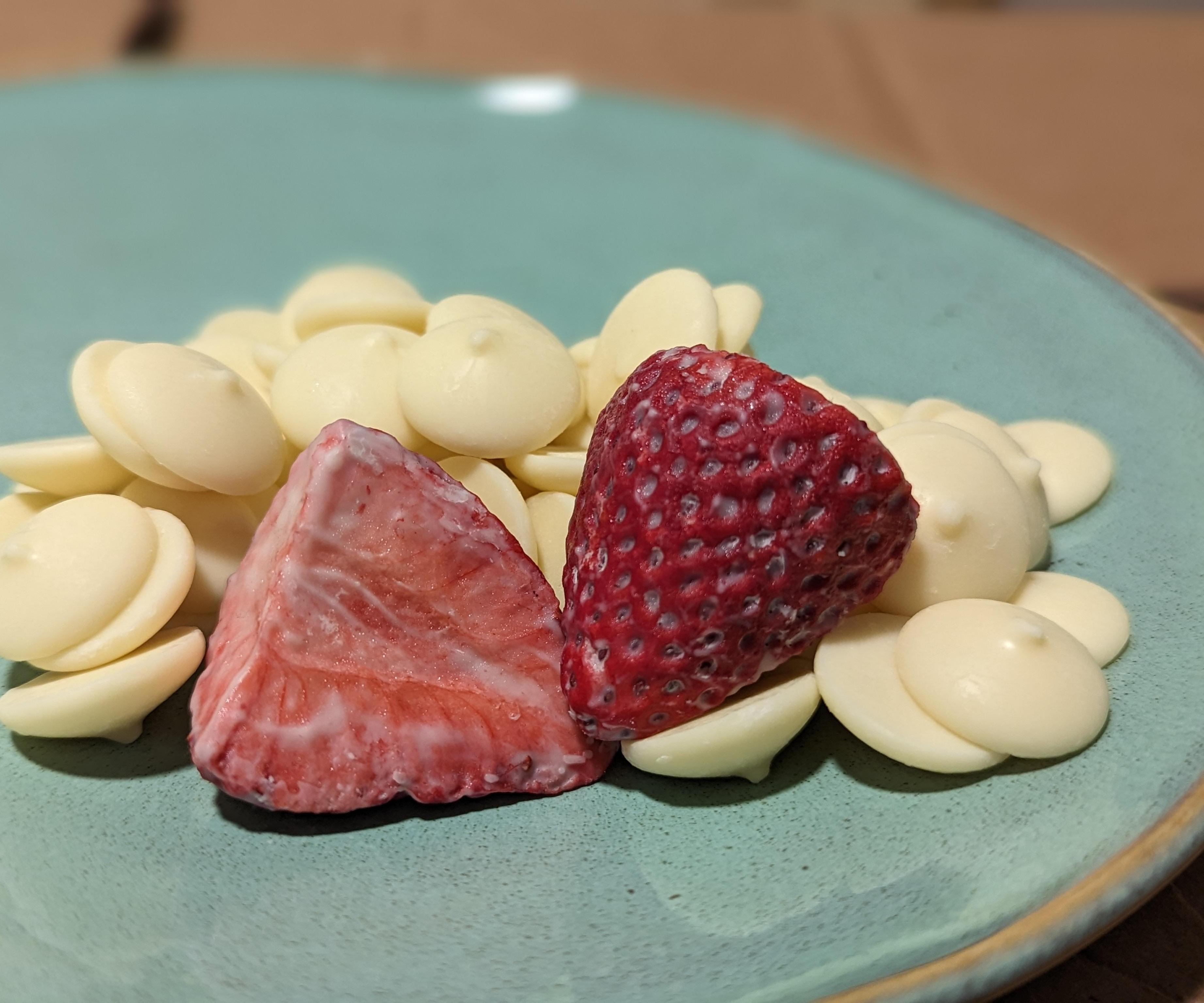 Hyper-dried Strawberries Infused With Chocolate