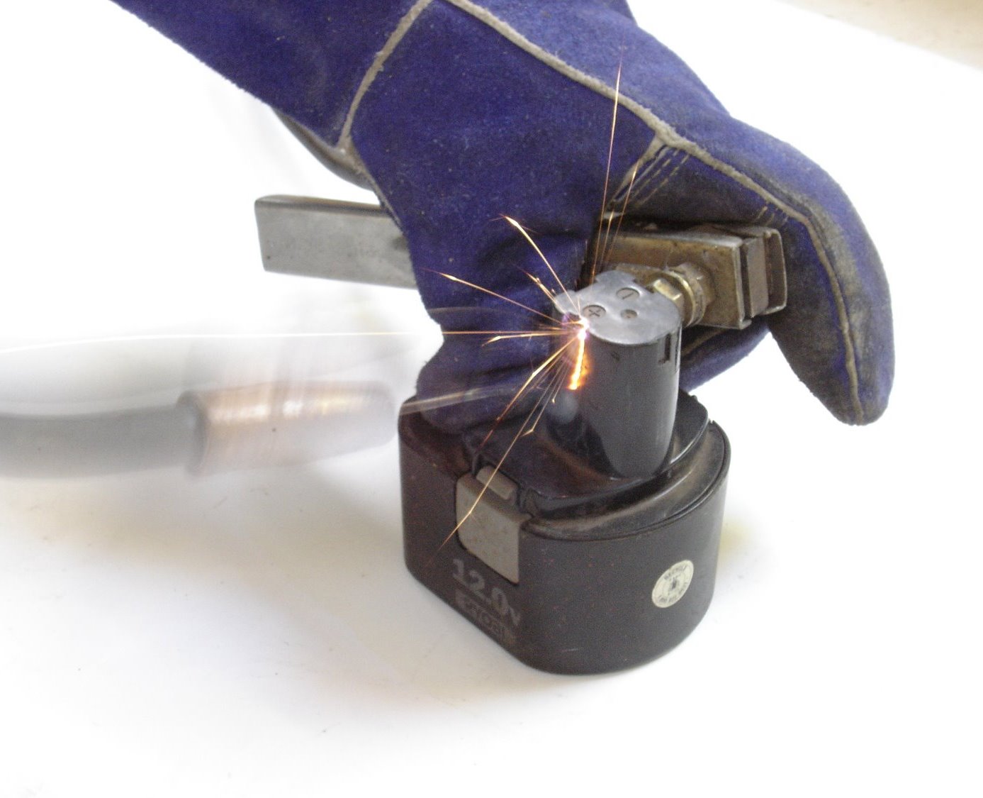 Revive Nicad Batteries by Zapping with a Welder