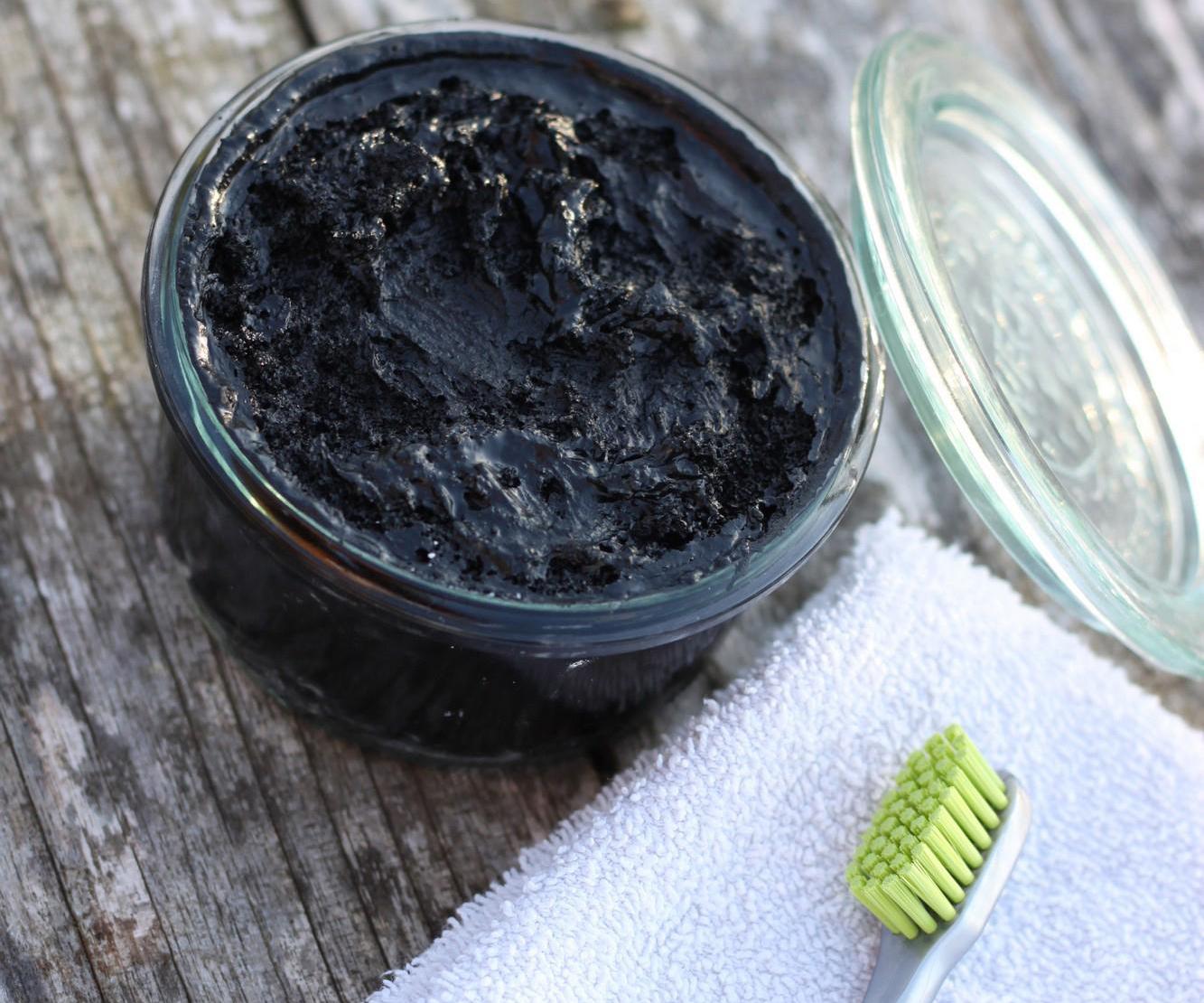 Homemade Toothpaste With Activated Charcoal
